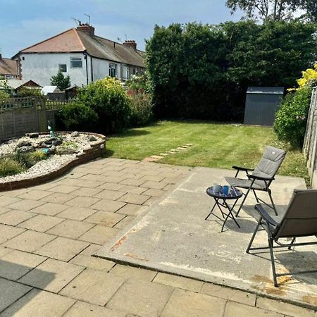 Betty'S Bungalow Lancing Esterno foto